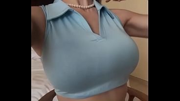 Stepmom shows black bra and beautiful legs