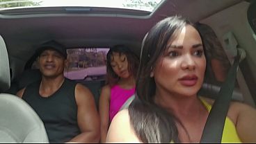 Bianca Naldy ENTREVISTA Alex Lima e Meysi Black com direito a pr&eacute_via.