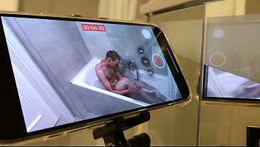 Niko - Taking a bath